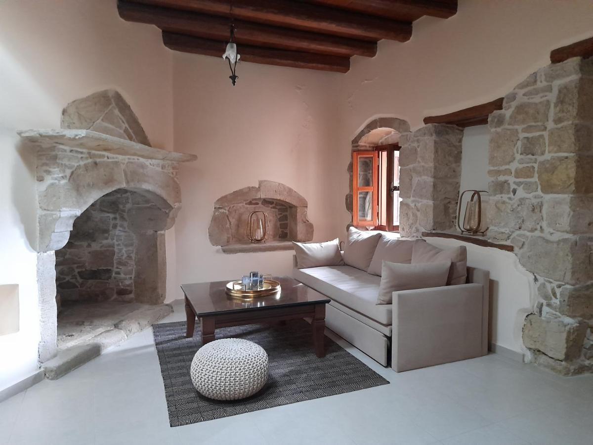 Villa Archontiko Kamilari Buitenkant foto