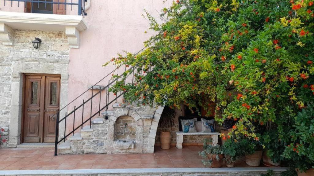 Villa Archontiko Kamilari Buitenkant foto